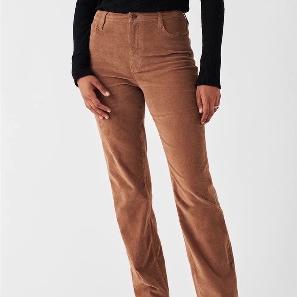 Faherty NWT Stretch Cord Julianne Patch Pocket Brown Straight Leg Pants Size 27 - Picture 2 of 11